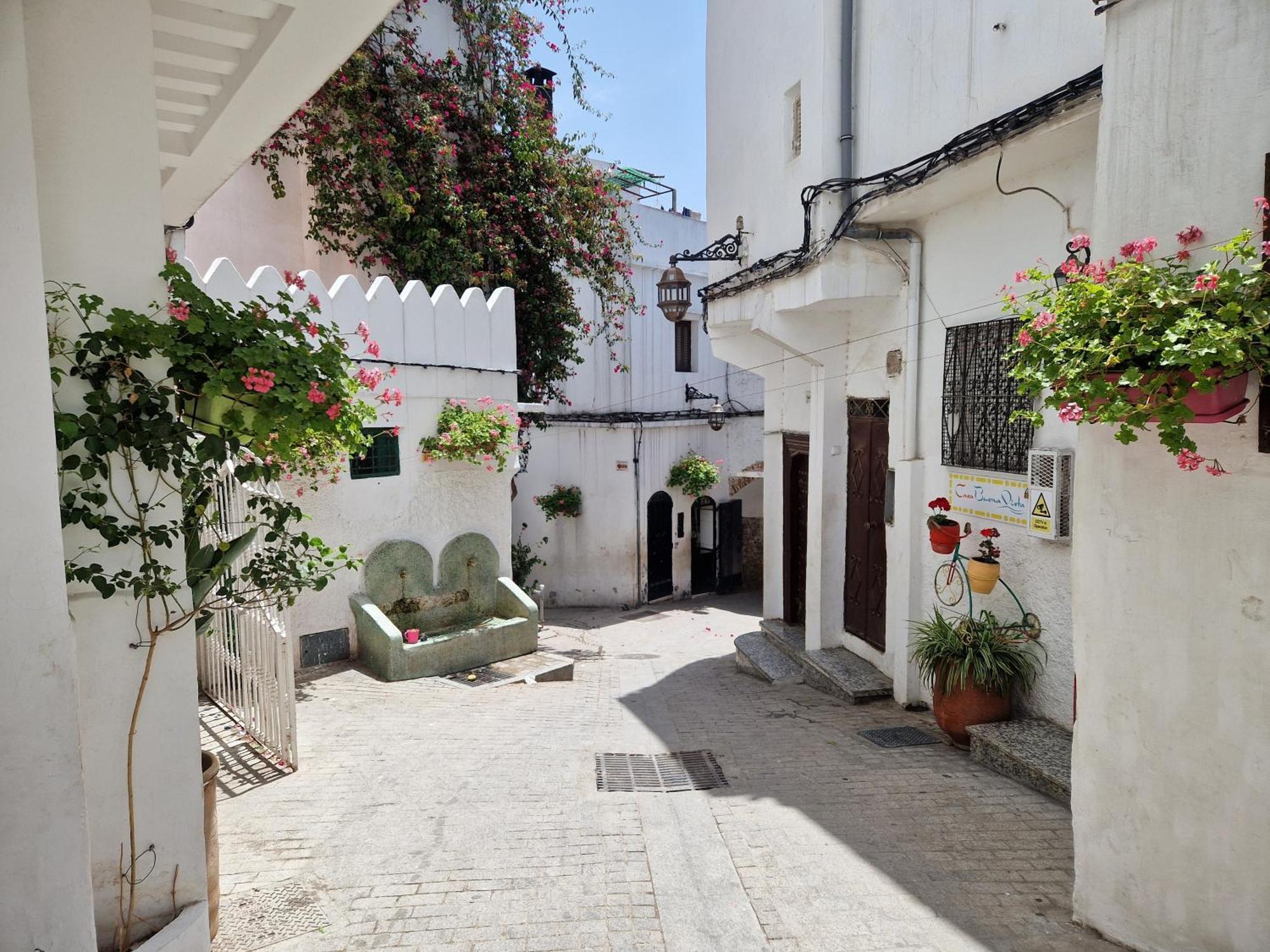 Hostel Banana طنجة المظهر الخارجي الصورة